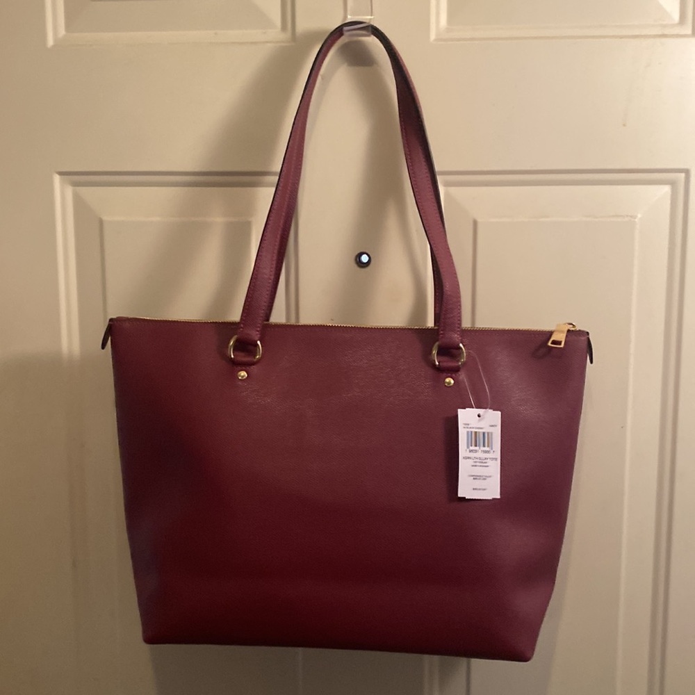 Authentic Coach Gallery Tote Bag NWT - Picture 2 of 6